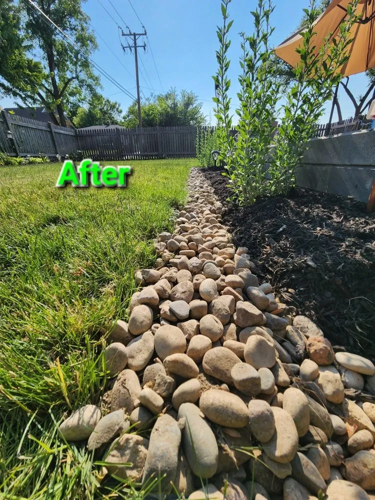 Custom landscape design experts serving Palatine, IL - G & G's Greenery