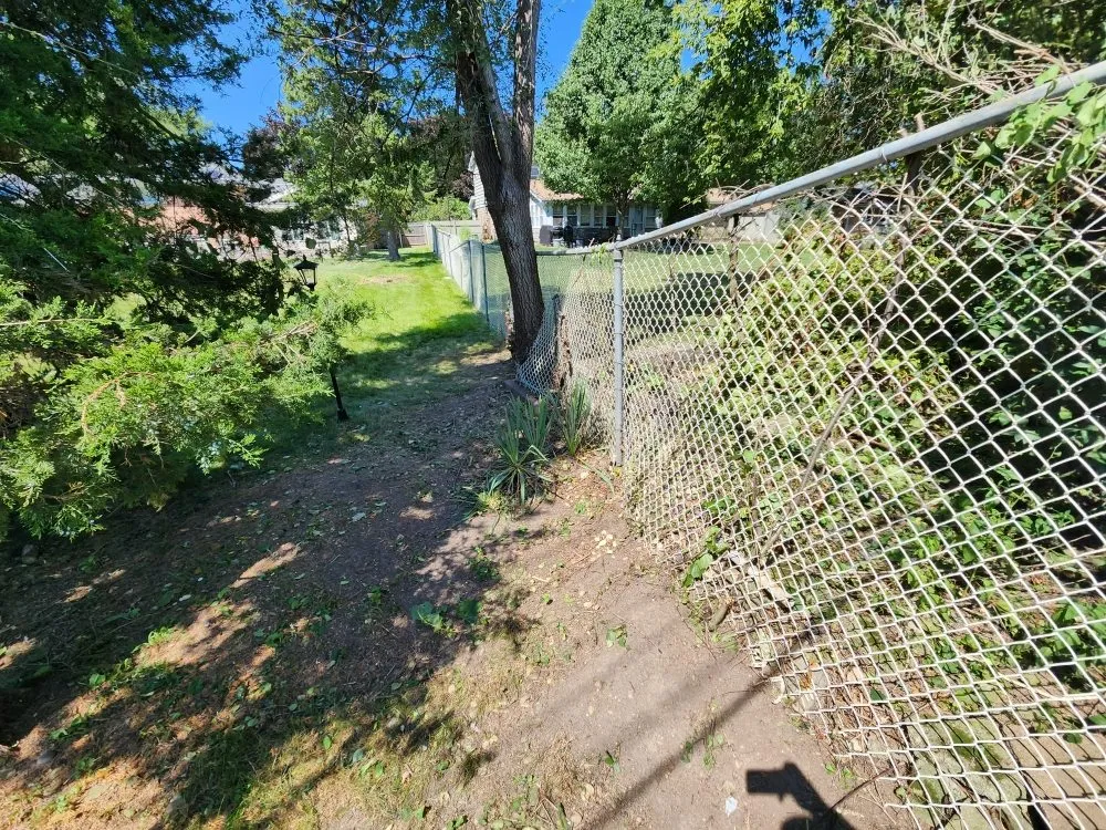 Top-rated landscaping services for beautiful yards in Palatine, IL by G & G's Greenery