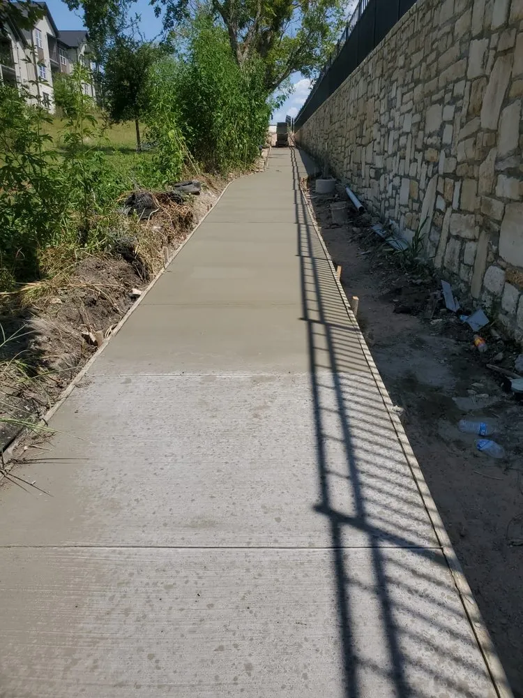 Local landscaping services in Austin, TX by G & I Concrete and Tree Lawn Services