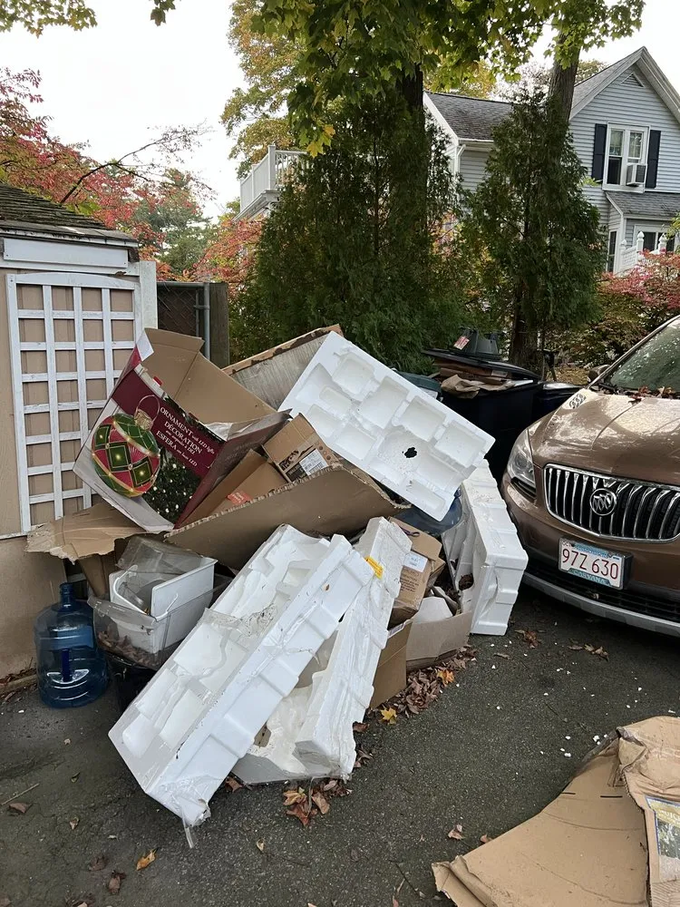 Local yard cleanup service in Hanover, MA - G & I Just Removed