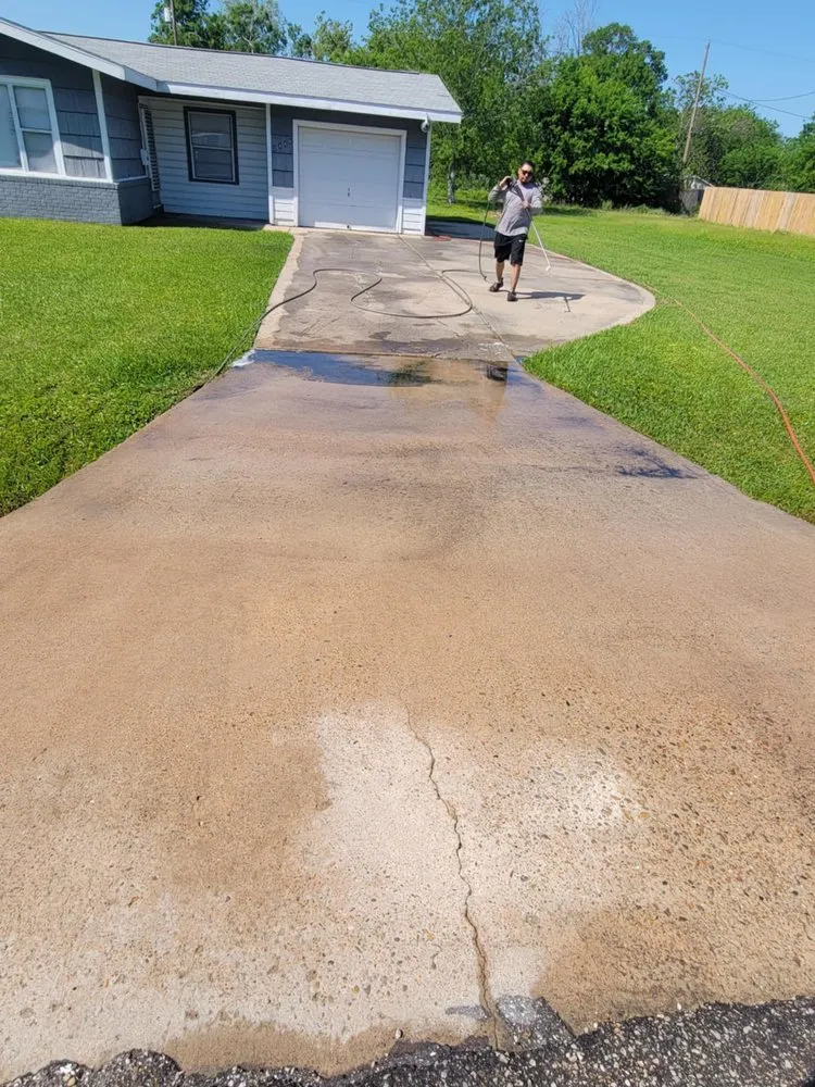 Local lawn mowing service for homes across Galveston, TX - G & J Pressure Washing