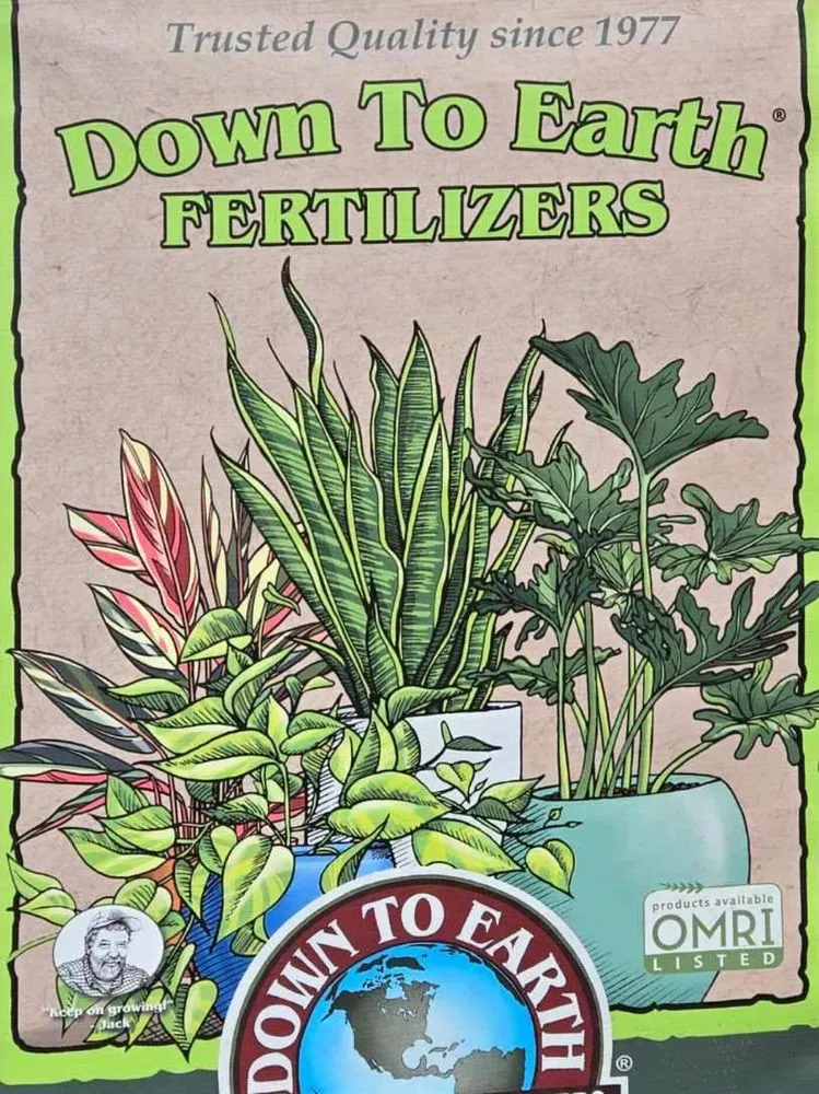 Local residential landscaping in Spanaway, WA by G & L Bark Supply