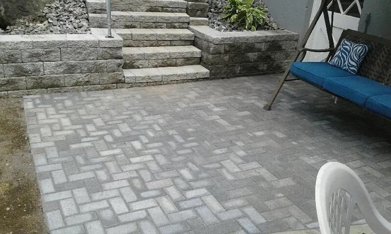 Custom yard maintenance experts serving Thompson, CT - G & M Landscaping