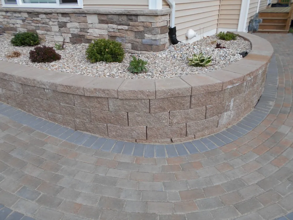 Expert yard maintenance for year-round maintenance across Thompson, CT - G & M Landscaping