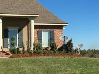 Affordable lawn mowing service in Des Allemands, LA - G & M Lawn Services