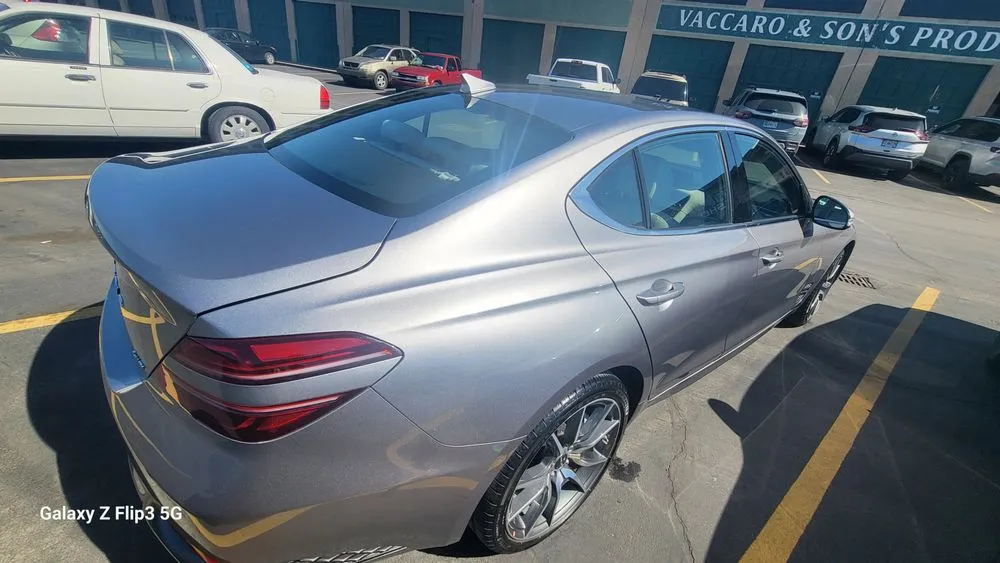 Trusted yard cleanup service near you in St. Louis, MO by G & R Car Cleaning Service