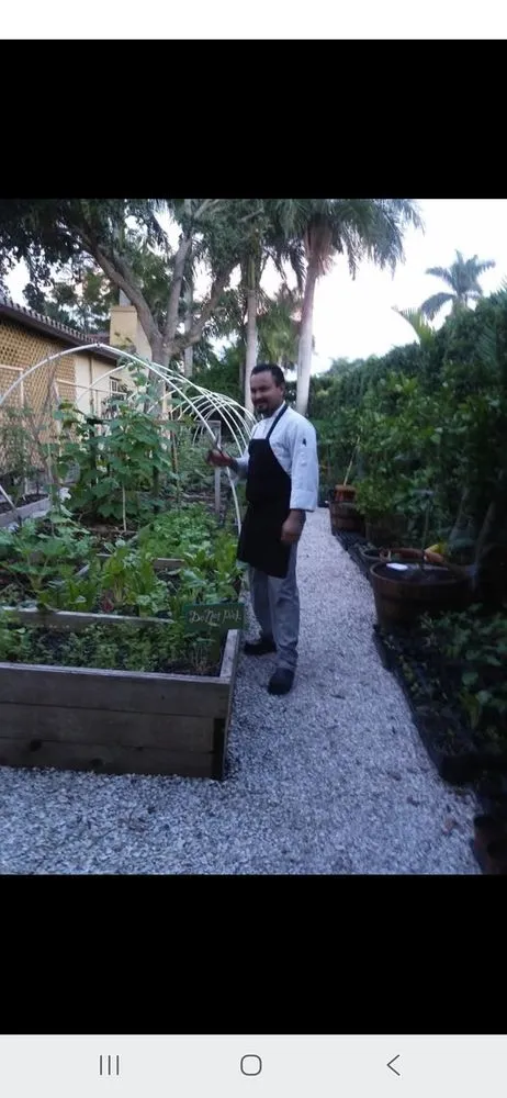 Expert yard maintenance near you in Naples, FL by G & S Beautiful Paradise