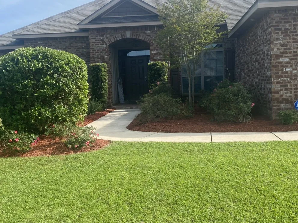 Professional landscape design for beautiful yards in Foley, AL by G & T Lawncare Service