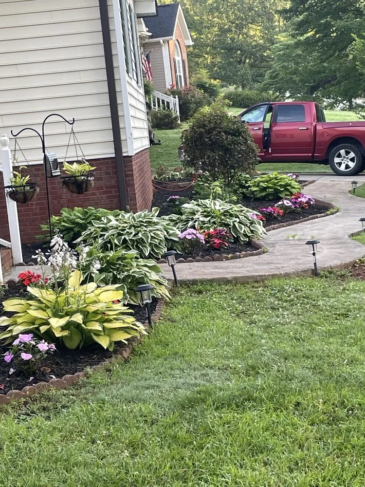 Reliable lawn mowing service for beautiful yards across Gainesville, GA - G and D Landscaping