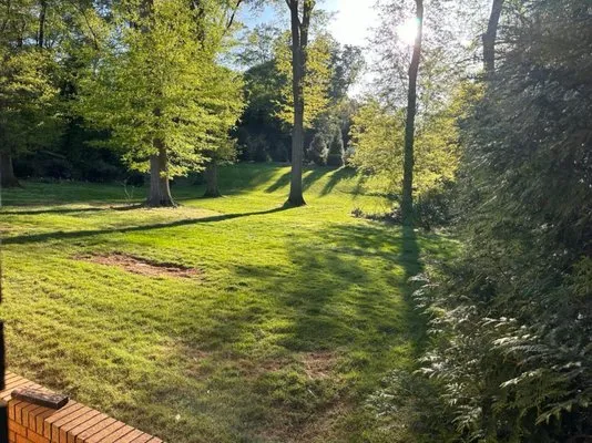 G And L Landscaping Logo