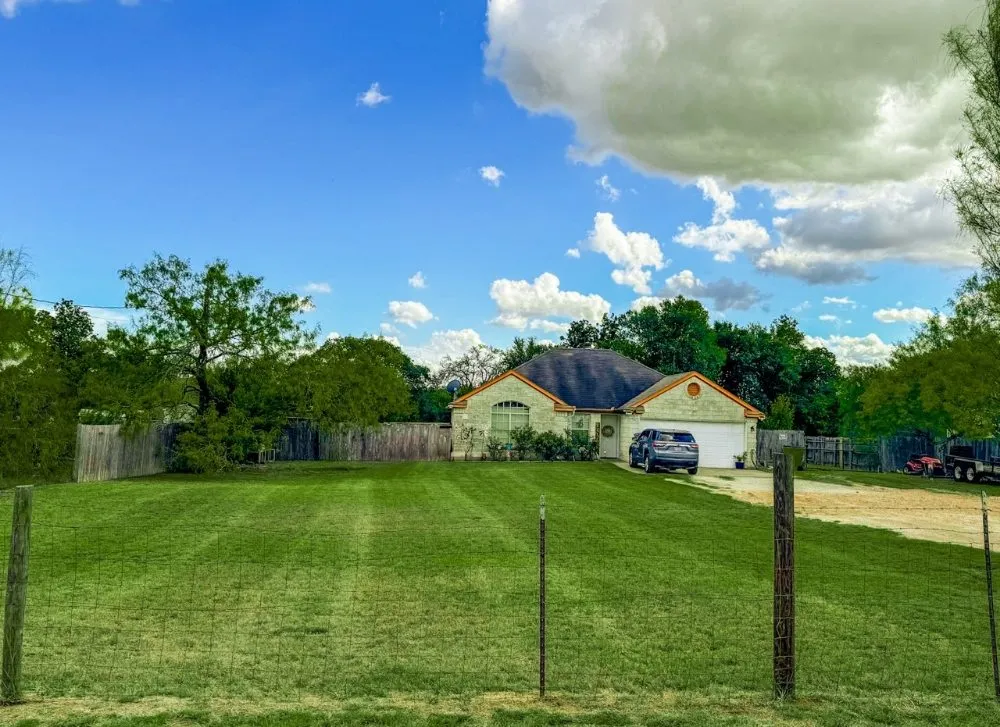Local lawn care service for homes across Giddings, TX - G and T Lawn and Handyman Services