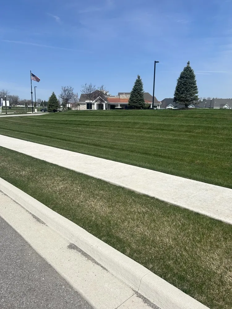 Reliable landscape installation experts serving New Haven, IN - G And T Seevocw