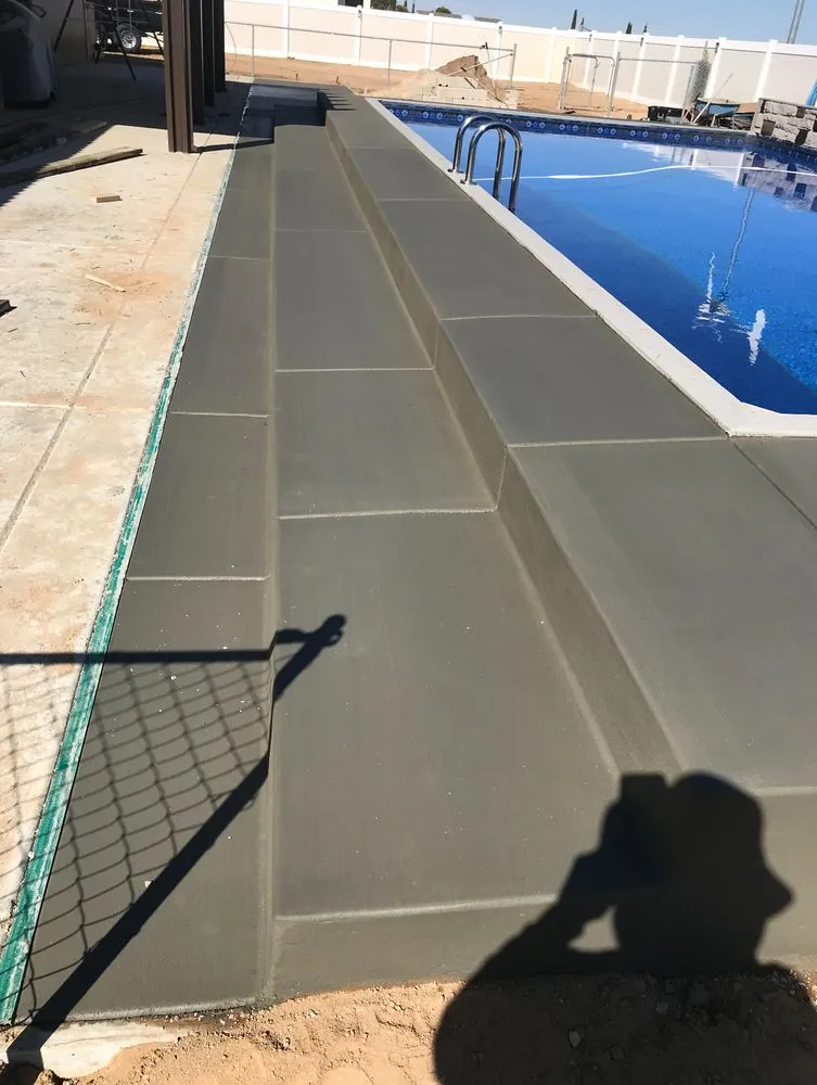 Custom lawn mowing service near you across Victorville, CA - G concrete & landscaping