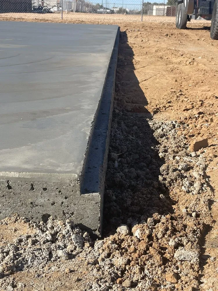 Professional yard cleanup service in Victorville, CA by G concrete & landscaping