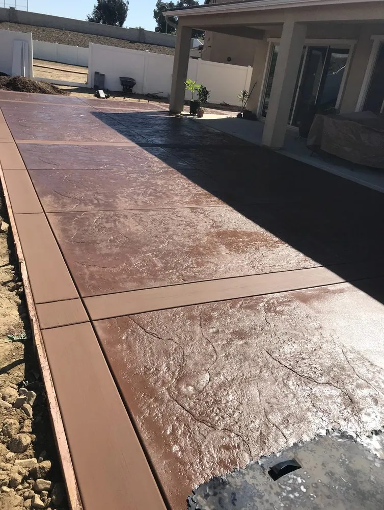 Professional landscaping services with custom design in Victorville, CA by G concrete & landscaping