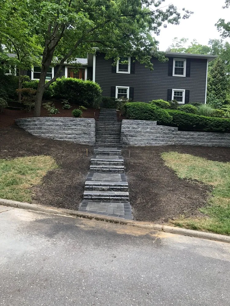 Reliable lawn care service in Lakewood, NJ - G Gonzalez Landscaping