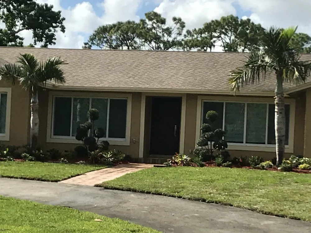 Local garden landscaping experts serving Coral Springs, FL - G Grasshoppers Landscaping and Design
