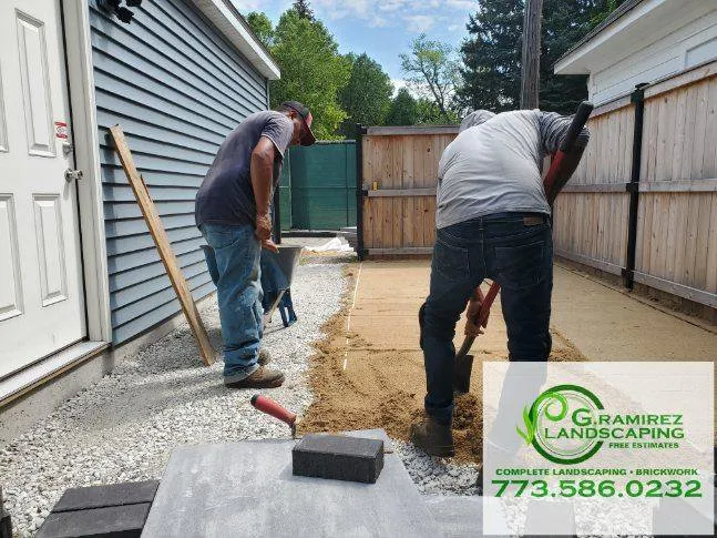 Professional lawn mowing service in Des Plaines, IL - G. Ramirez Landscaping