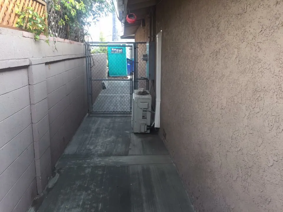 Custom lawn mowing service in Littlerock, CA - G Salinas Landscaping and Tree Services