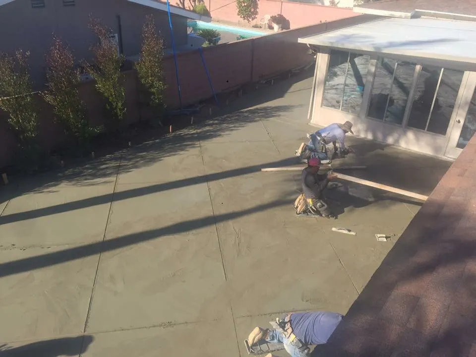 Custom lawn mowing service in Littlerock, CA - G Salinas Landscaping and Tree Services