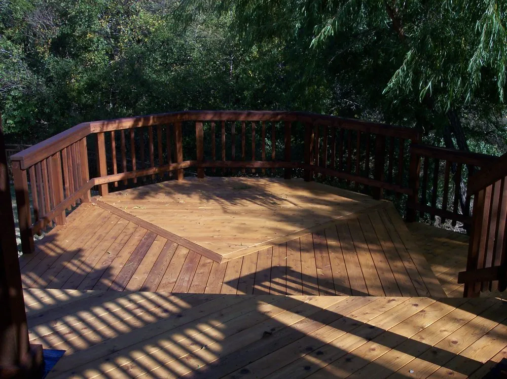 Professional yard maintenance for homes in Fort Worth, TX by G T Landscape Service