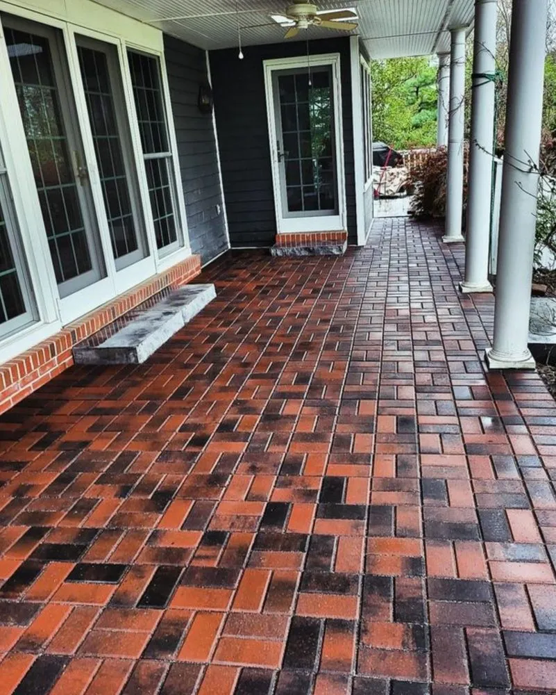 Professional residential landscaping for year-round maintenance across Greensburg, PA - G2 Hardscape