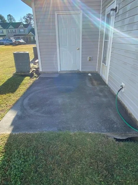 Custom residential landscaping experts serving Jacksonville, NC - G2G Lawn Maintenance and Power washing