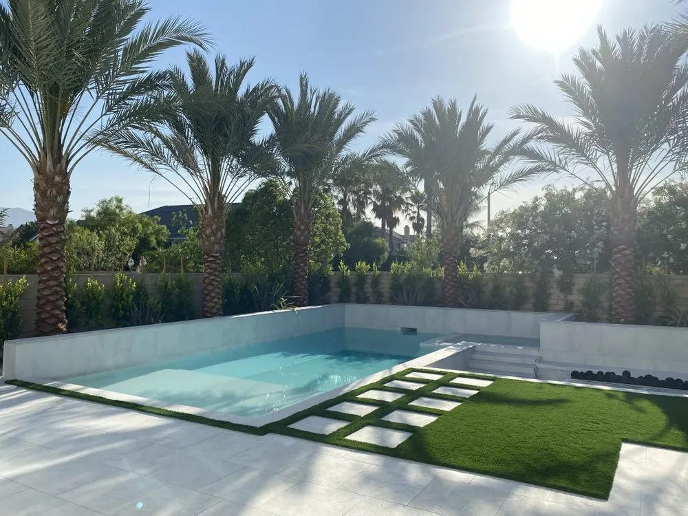 Affordable landscape design for beautiful yards in Eastvale, CA by g6 Designs