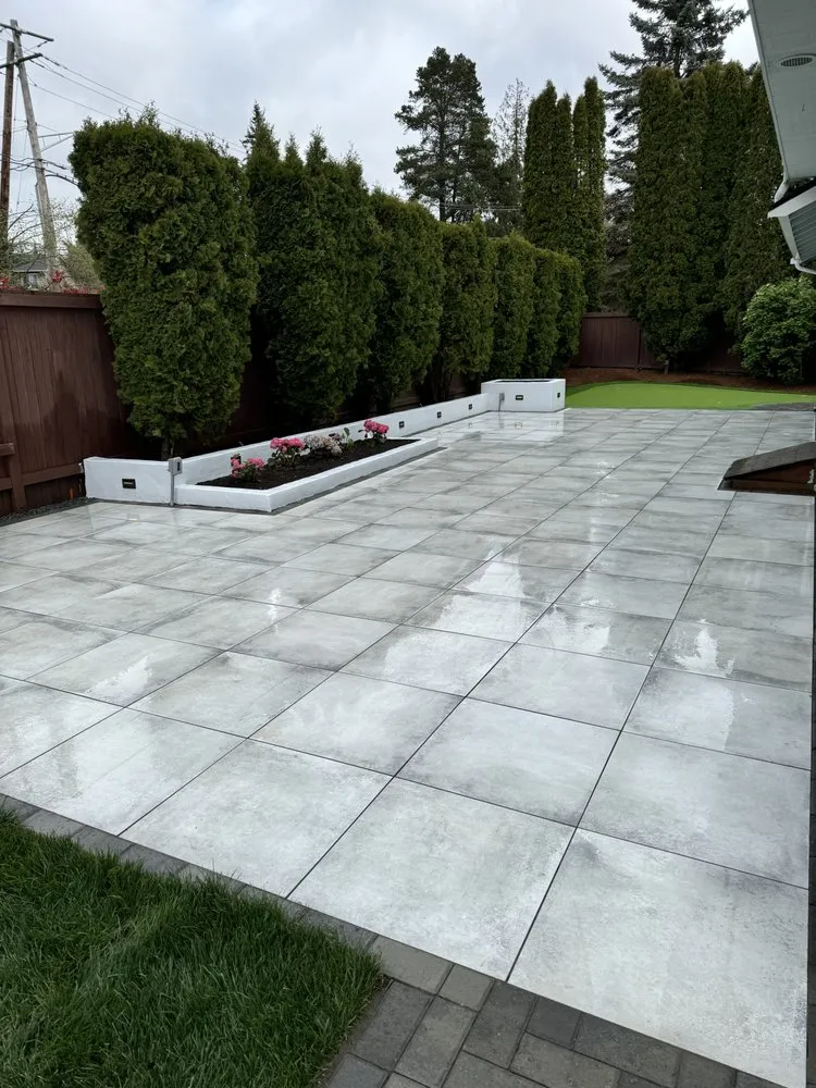 Professional yard maintenance in Lynnwood, WA - G.A. Landscaping