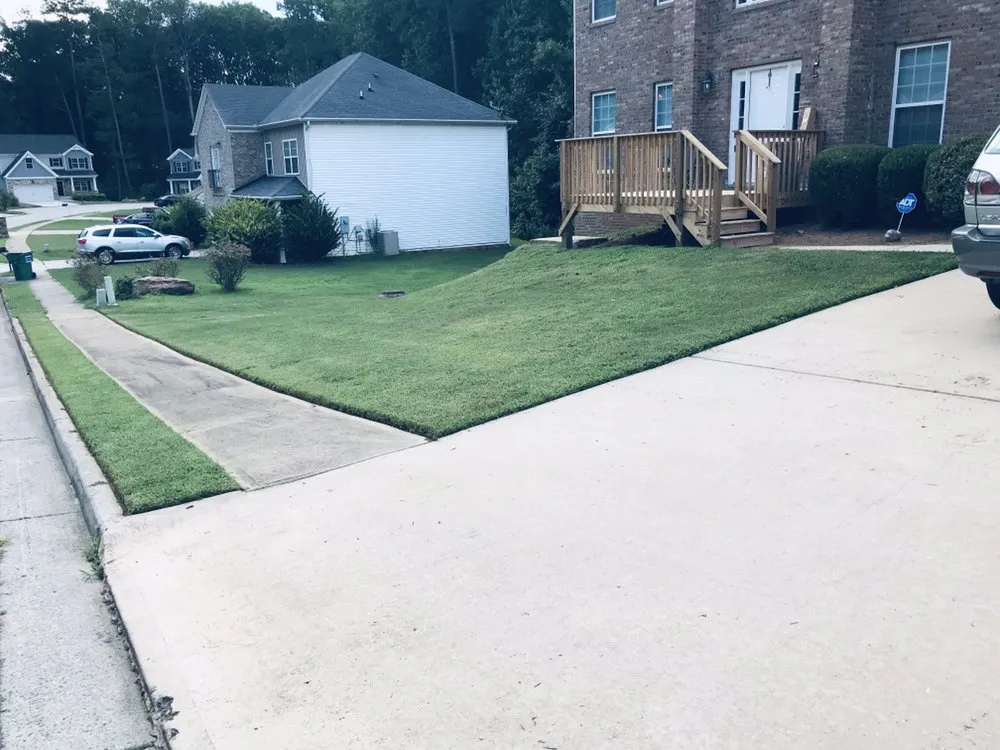 Reliable yard cleanup service experts serving Mableton, GA - GA lawn care services