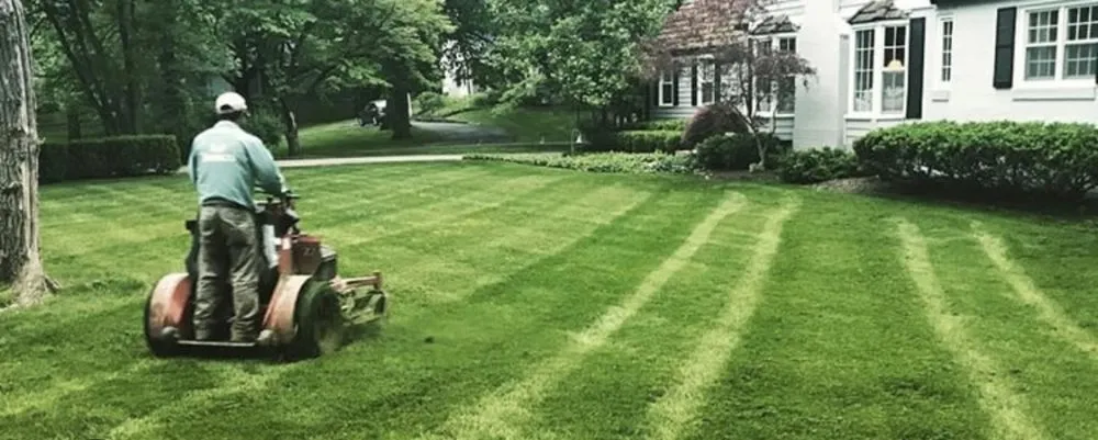 Professional yard maintenance in Henagar, AL - G&A Lawn Service