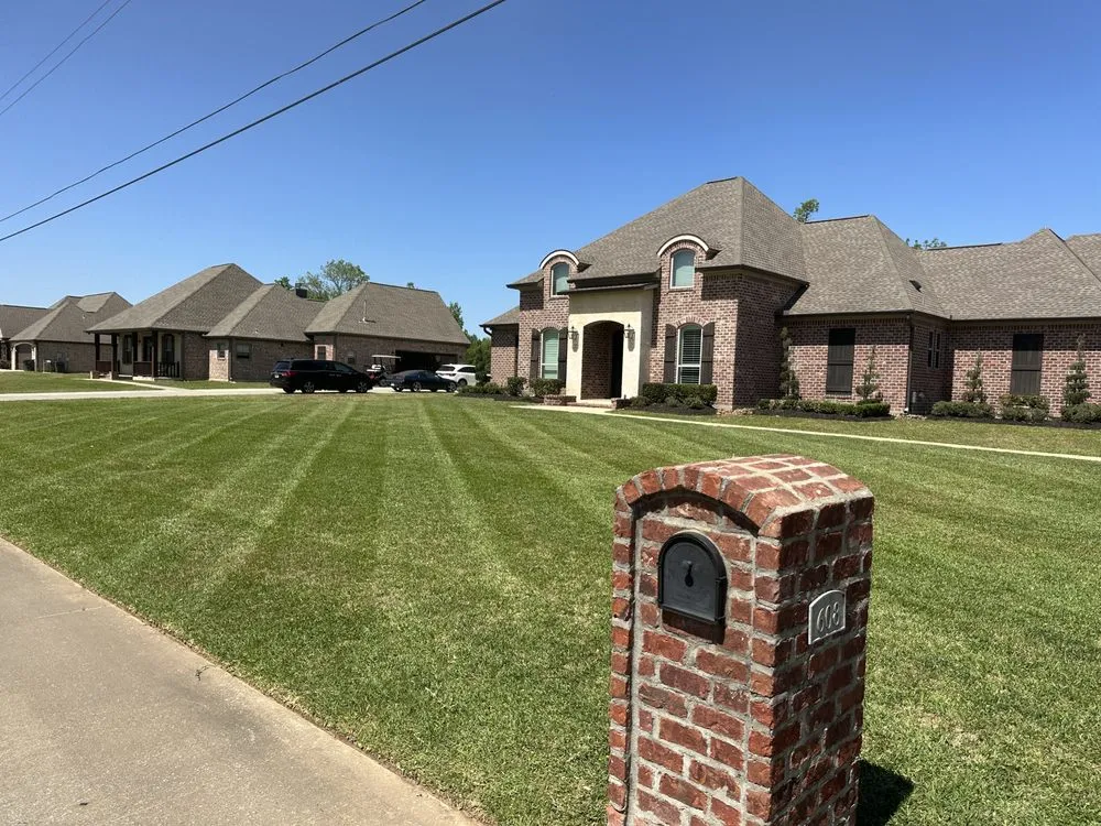 Affordable yard maintenance with custom design across Bridge City, TX - Gabes lawn Maintenance