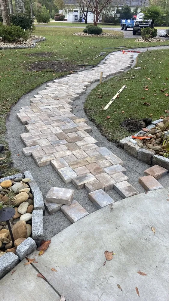 Affordable lawn mowing service in Myrtle Beach, SC by Gabino landscape