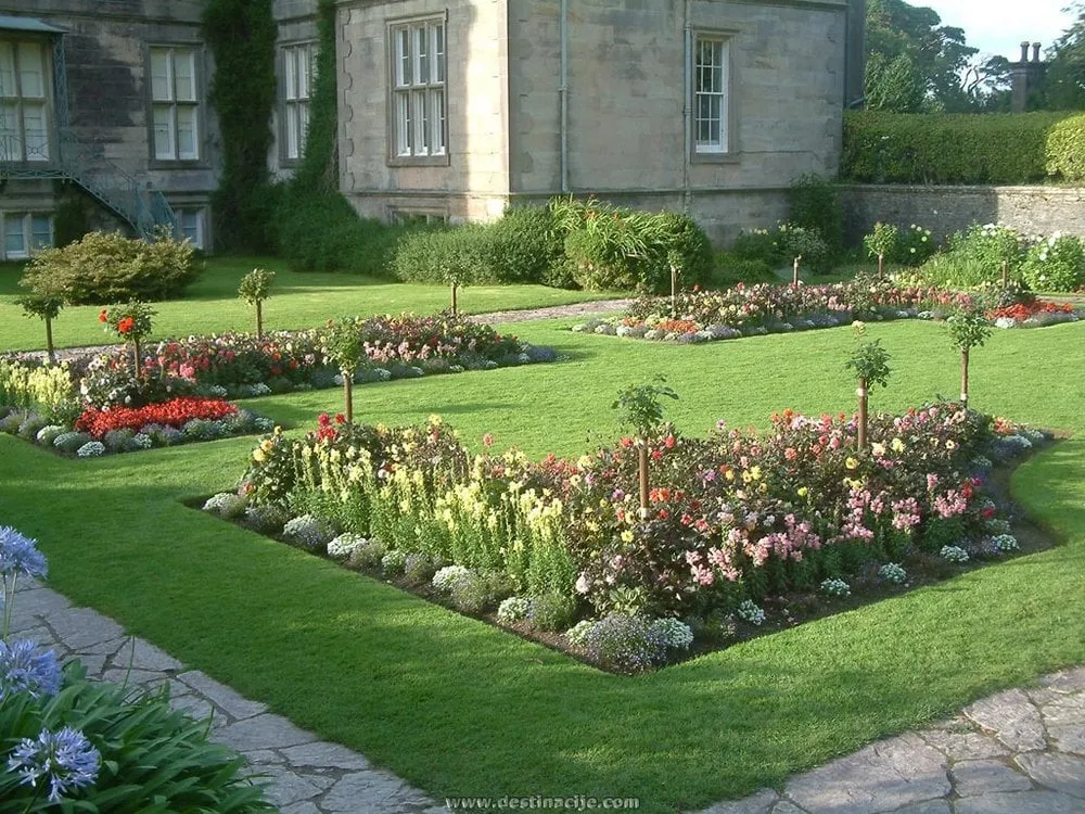 Top-rated landscaping services for year-round maintenance across Daly City, CA - Gabino's Gardening and Landscaping Service's