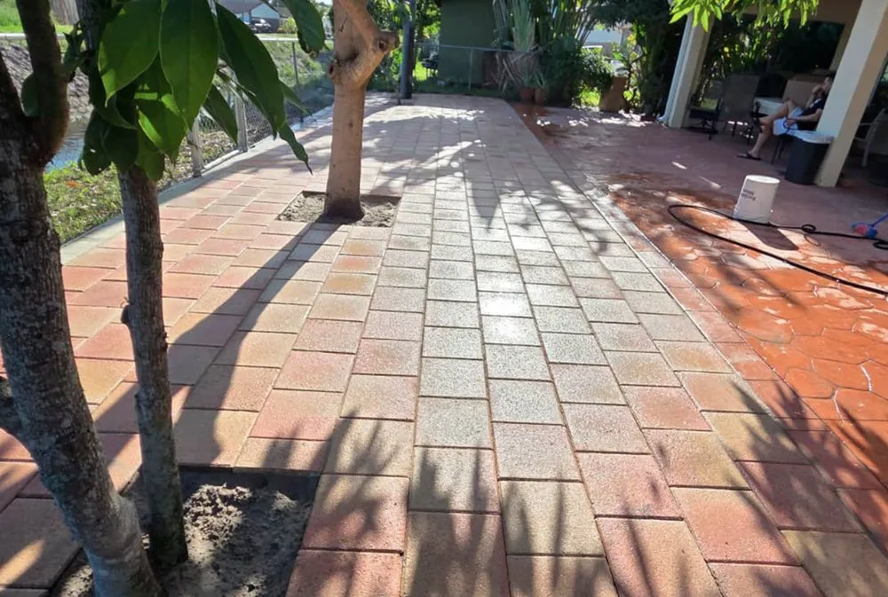 Affordable garden landscaping in Lake Worth Beach, FL by Gabriel Gog Pavers