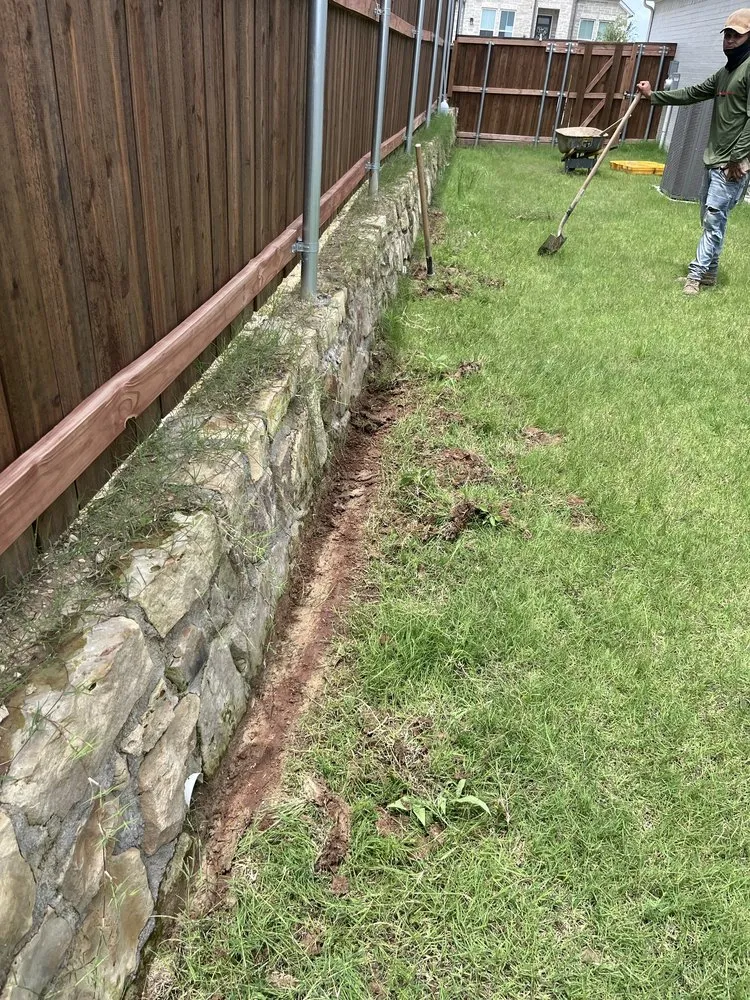 Local yard cleanup service in Arlington, TX - Gabriels Construction