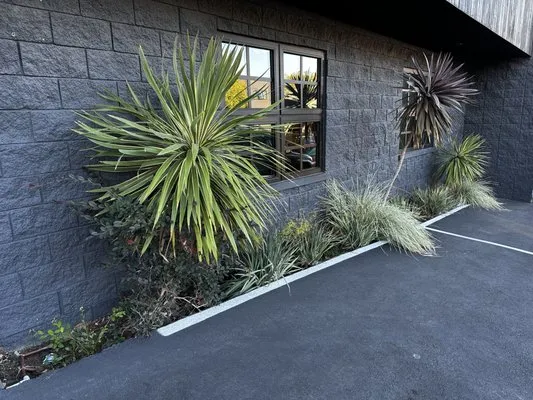 Gabriel's Tree Service Logo