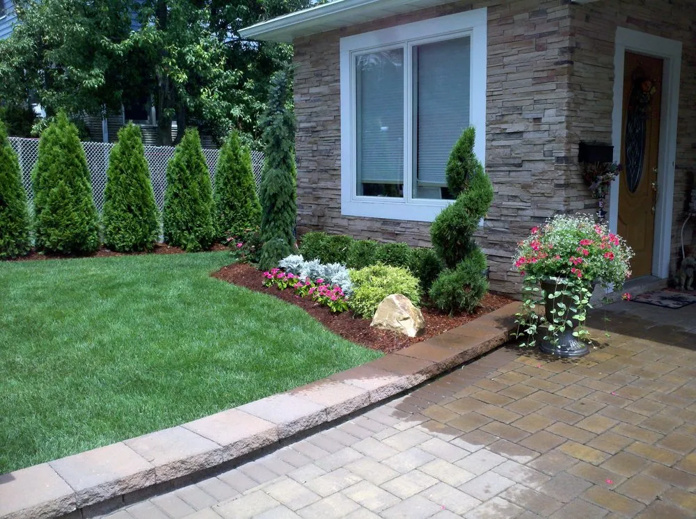 Custom yard maintenance in Bloomfield, NJ - Gaccione Landscaping