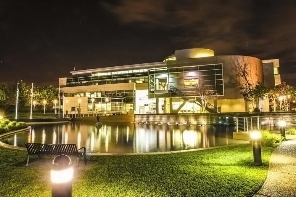 Custom landscape design for residential properties in Menlo Park, CA by Gachina Landscape Management