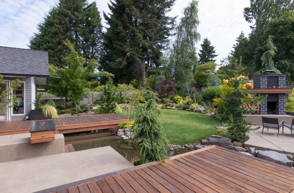 Custom outdoor landscaping for year-round maintenance in Stuart, FL by GAF Professional Landscaping