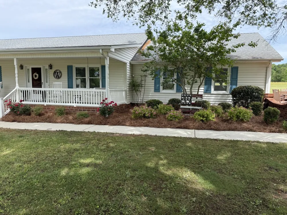 Professional garden landscaping in Lexington, NC - Gage landscaping