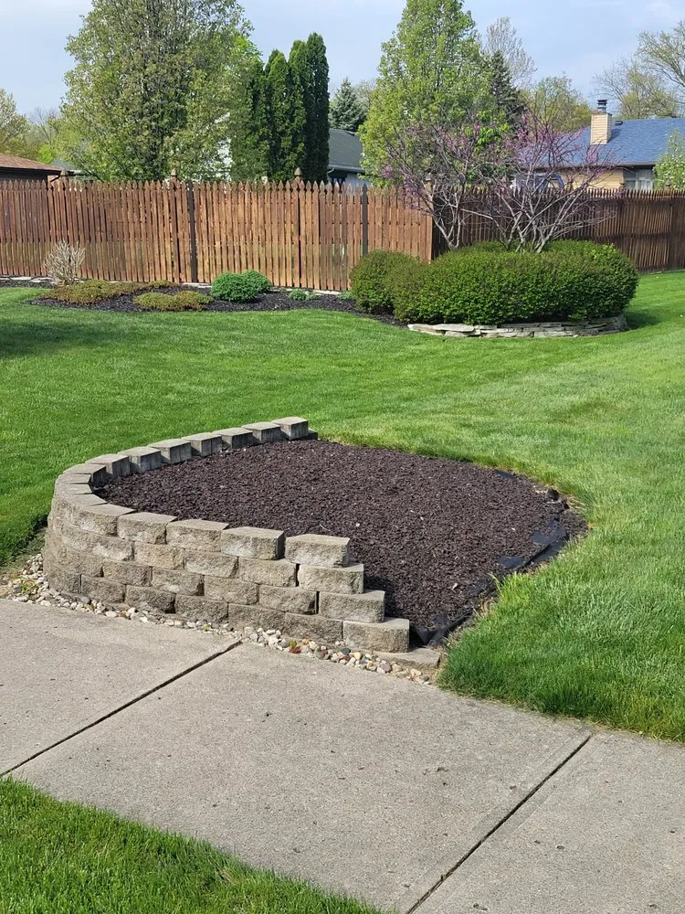 Professional yard maintenance for beautiful yards in Fort Wayne, IN by Gage's Lawn Care