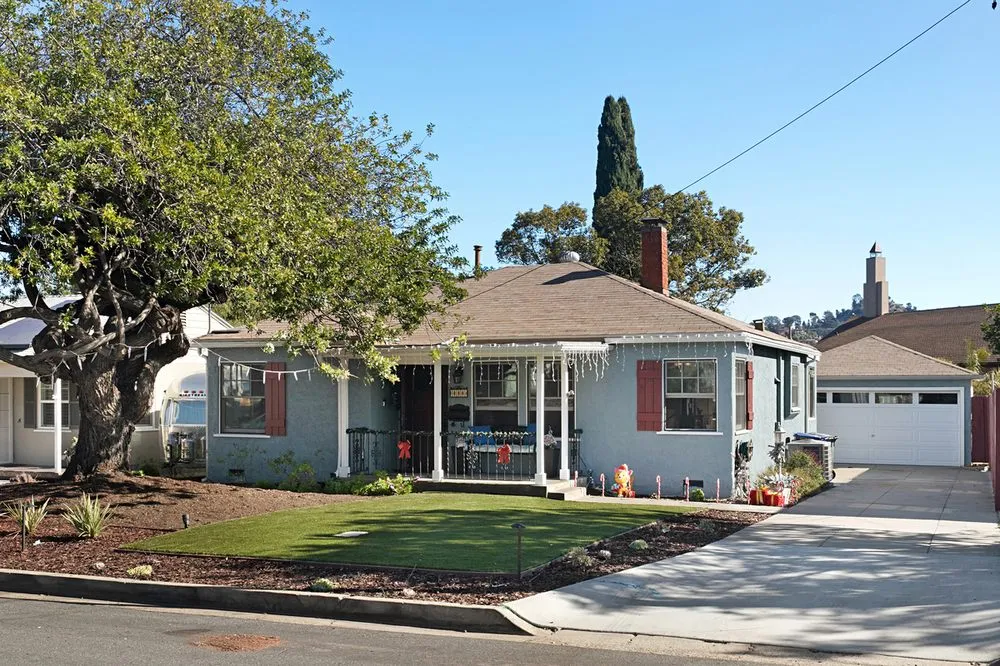 Affordable lawn mowing service in Escondido, CA - Gala Services