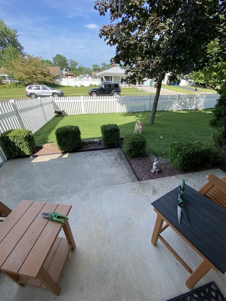 Professional garden landscaping experts serving Holland, PA - Galaxy Landscaping