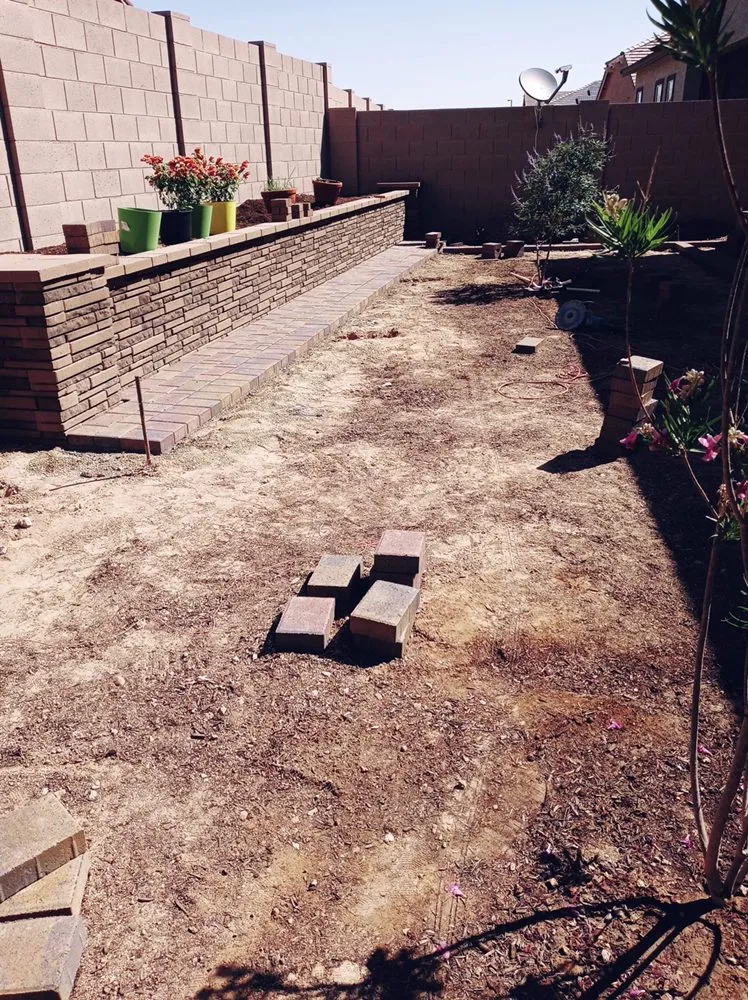 Reliable lawn mowing service experts serving Phoenix, AZ - Galicia Landscape