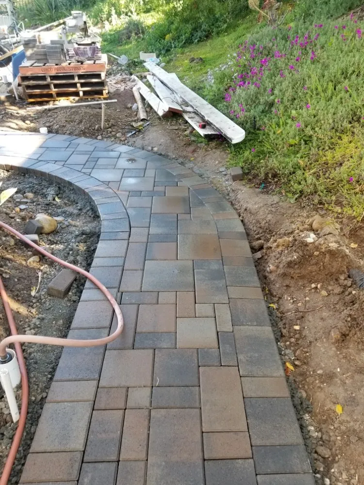 Expert lawn mowing service experts serving San Marcos, CA - Galicia Landscapes