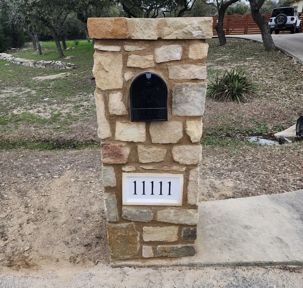 Expert garden landscaping in Dripping springs, TX by Galindo Landscaping & More