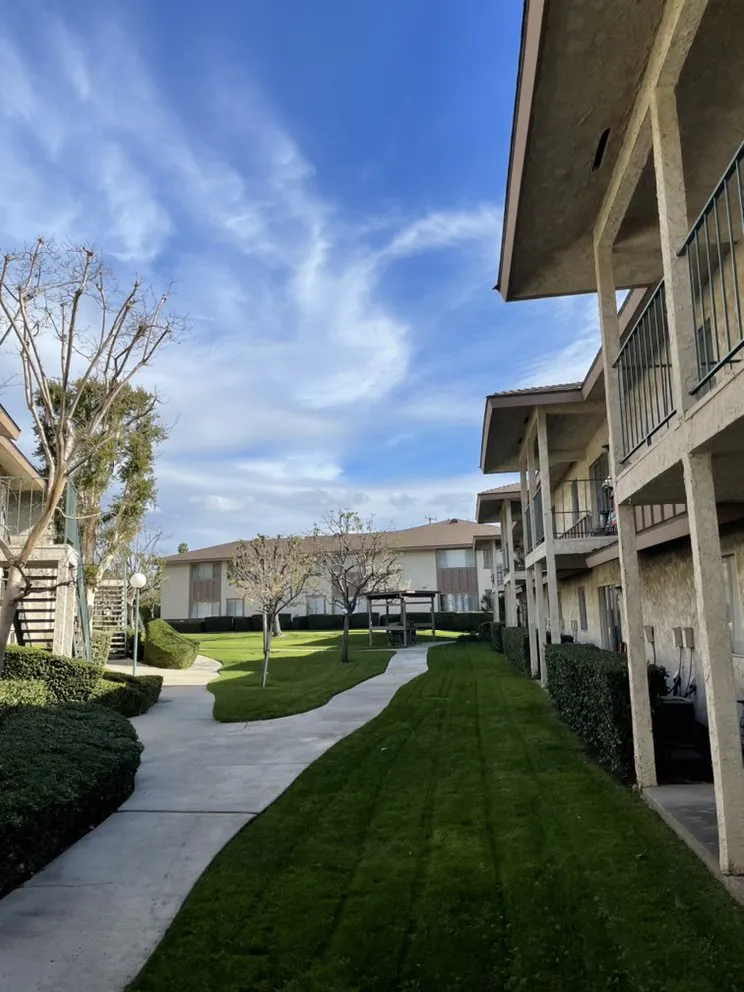 Reliable landscape installation in Newport Beach, CA by Galindo’s Landscaping & Gardening