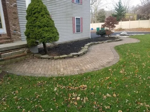 Custom residential landscaping near you in New Hope, PA by Galindo’s Landscaping