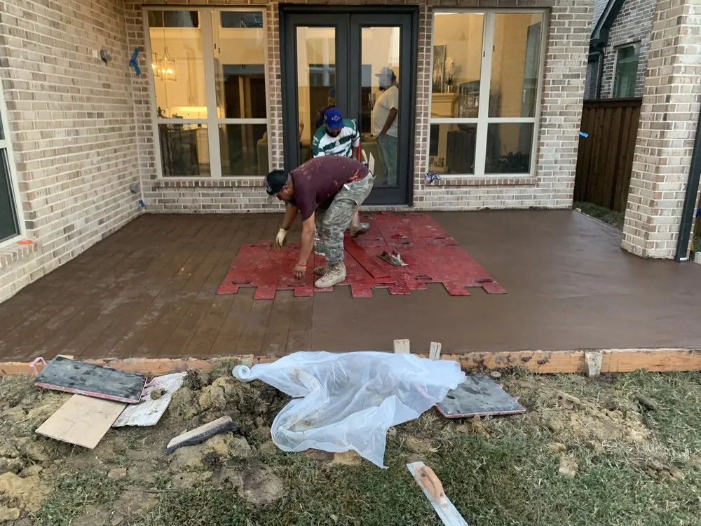 Top-rated outdoor landscaping for residential properties across Arlington, TX - Gallegos Concrete Services